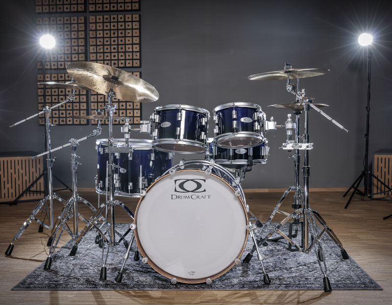 DrumCraft Limited Black To Blue Fade Drumset