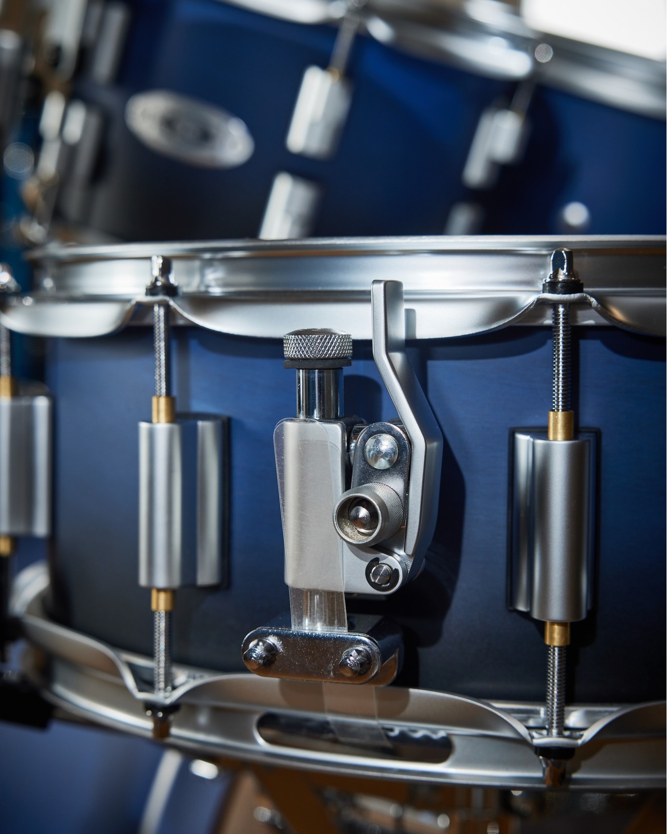 Would you rock this deep blue beauty on stage or in the studio? 🎶👇
.
.
.
#drumcraft #drumcraftdrums #drumcraftseries6 #series6